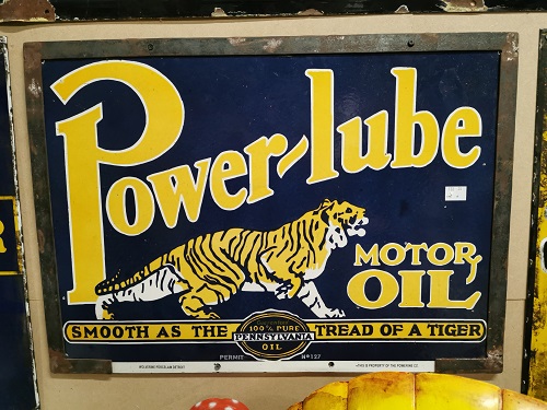 Power_lube_motor_oil_enamel_advertising_sign