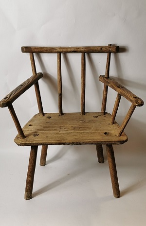 Ash and elm hedge chair